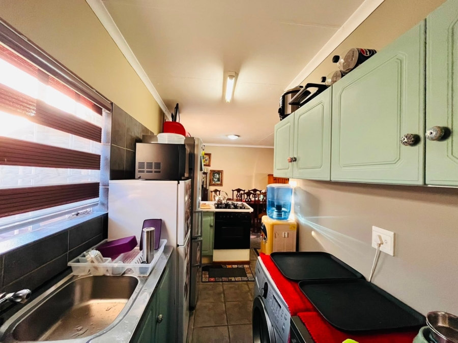 3 Bedroom Property for Sale in Protea Park North West